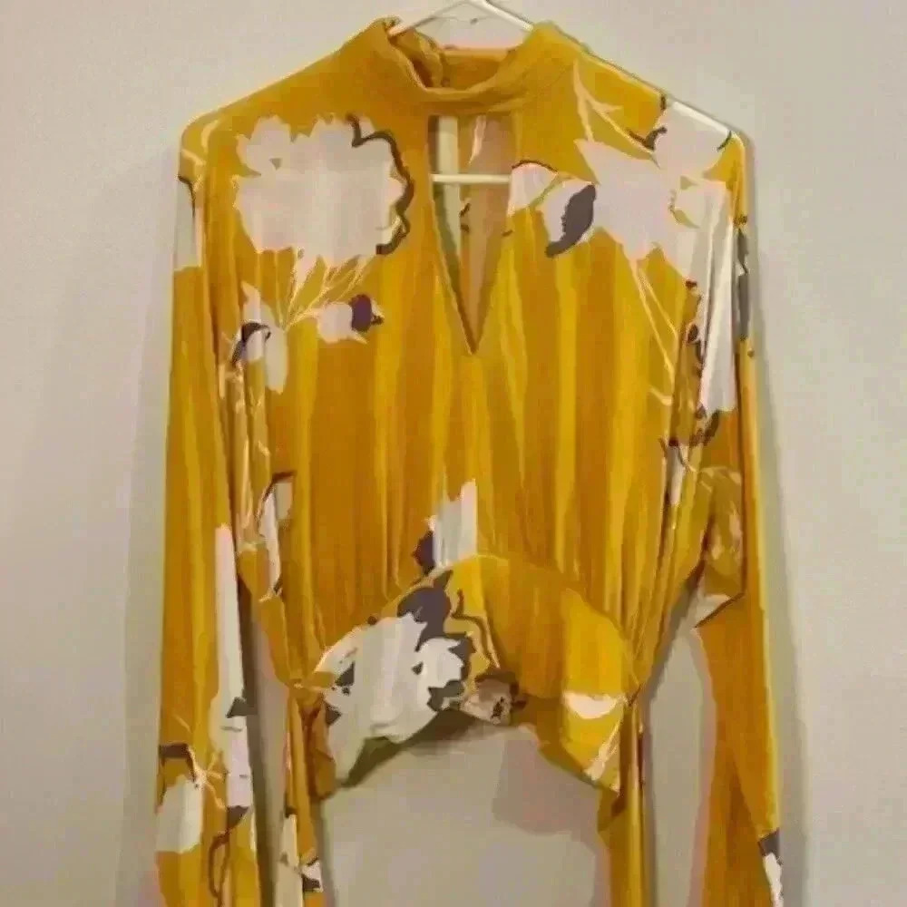 Free People Floral Yellow Mock Neck Top Size Small/Petite - Picture 5 of 9